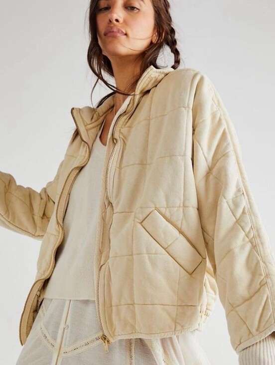 Free People Jackets & Blazers - FREE PEOPLE - QUILTED DOLMAN JACKET🐿🍂🌇
